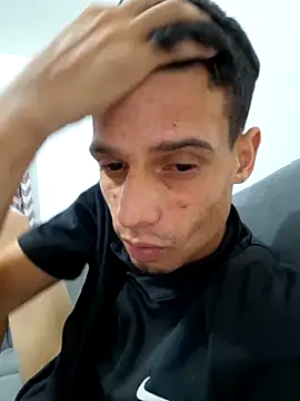 Snapshot of Magrin888 chatting on March 18, 4:04 am Magrin888 online show from March 18, 4:04 am