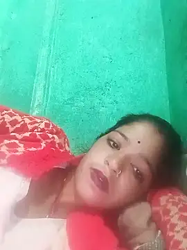 Juli pande online show from December 18, 11:44 pm