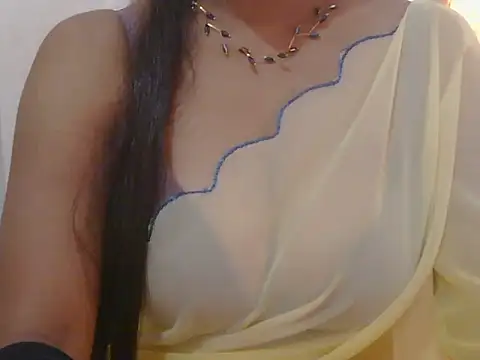 Snapshot of its_me_love9951 chatting on April 4, 9:18 am its me love9951 online show from April 4, 9:18 am