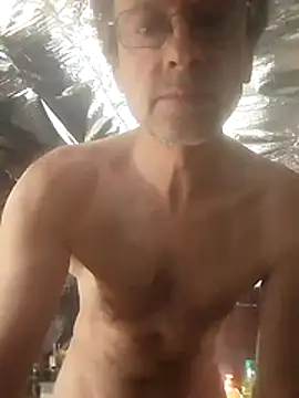 Snapshot of Quebec46 chatting on February 15, 7:51 am Quebec46 online show from February 15, 7:51 am