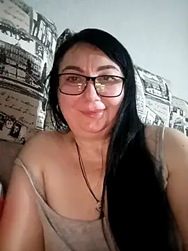 MariSwan222 online show from March 20, 9:30 pm