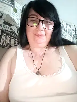 MariSwan222 online show from May 18, 8:14 pm