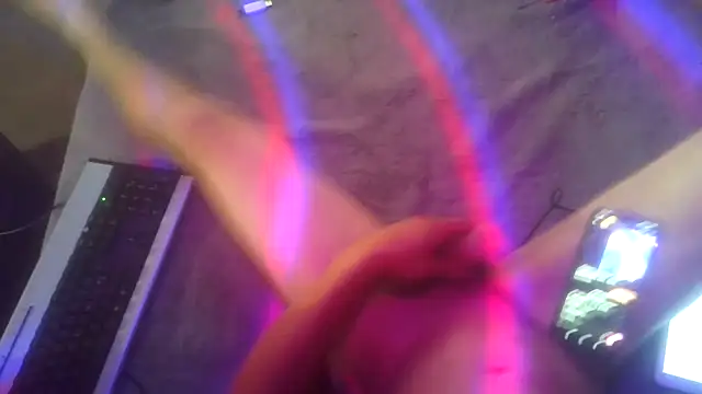Snapshot of SnappedHagfish chatting on May 3, 10:05 pm SnappedHagfish online show from May 3, 10:05 pm