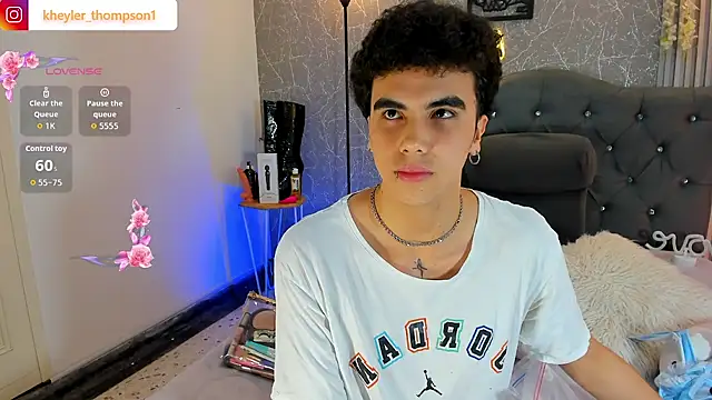 Snapshot of Kheyler_1 chatting on January 8, 12:51 pm Kheyler 1 online show from January 8, 12:51 pm