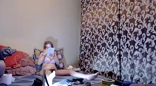 yunis32 online show from February 22, 9:15 pm