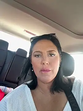 Miabelle2233 online show from December 15, 7:18 pm