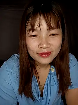 Snapshot of May-Ne chatting on April 25, 2:58 pm May-Ne online show from April 25, 2:58 pm