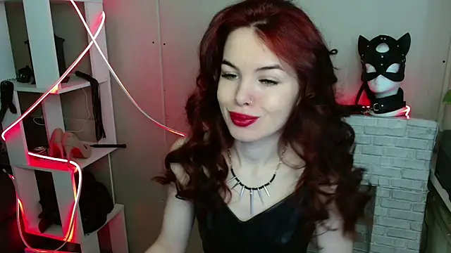 hot neighbor online show from May 5, 5:26 am