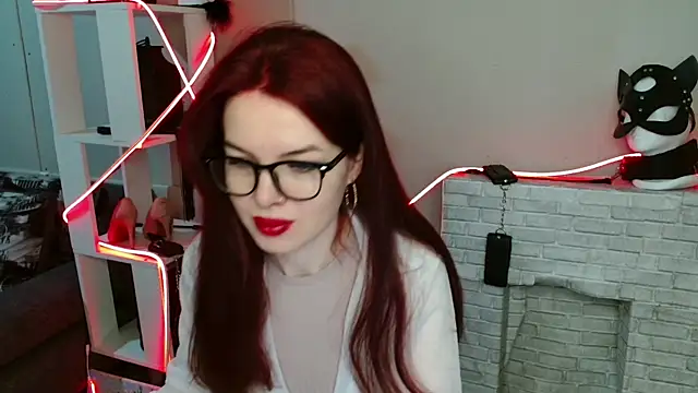 hot neighbor online show from May 12, 4:20 am