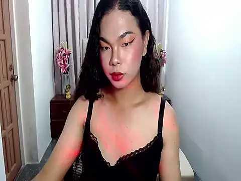 Snapshot of Shaneloveme chatting on December 19, 6:59 pm Shaneloveme online show from December 19, 6:59 pm