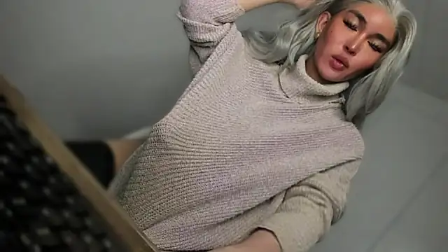 Snapshot of mxshemale_ladyboy chatting on February 27, 6:30 pm mxshemale ladyboy online show from February 27, 6:30 pm