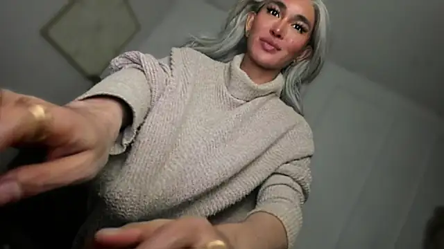 Snapshot of mxshemale_ladyboy chatting on March 3, 6:47 pm mxshemale ladyboy online show from March 3, 6:47 pm