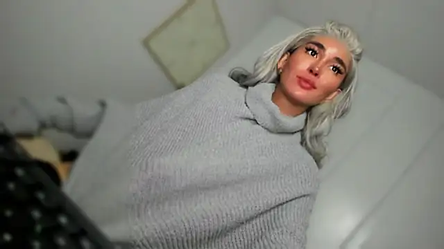 Snapshot of mxshemale_ladyboy chatting on March 10, 8:14 pm mxshemale ladyboy online show from March 10, 8:14 pm