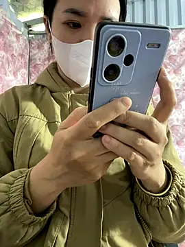 Sisilaydy 01 online show from December 17, 4:18 am