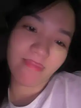 Snapshot of Sisilaydy_01 chatting on August 3, 3:27 pm Sisilaydy 01 online show from August 3, 3:27 pm