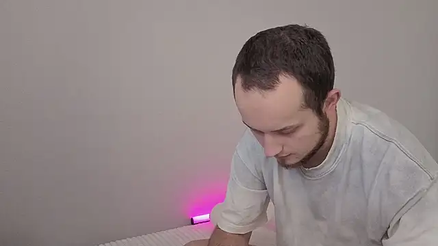 Snapshot of Pearl_couple chatting on March 12, 9:04 am Pearl couple online show from March 12, 9:04 am