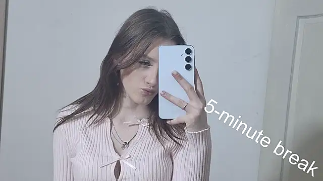 Snapshot of LisaBoddy chatting on March 18, 1:03 pm LisaBoddy online show from March 18, 1:03 pm