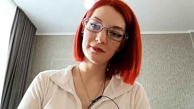 Lolly Skrewer online show from December 22, 7:05 am