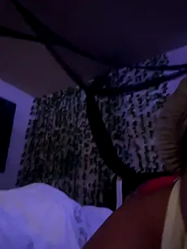 Melody39 online show from December 21, 9:55 pm