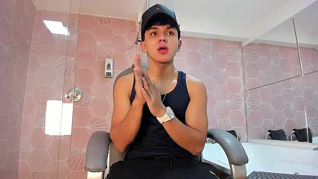  TaylorBlack online show from May 8, 11:37 am