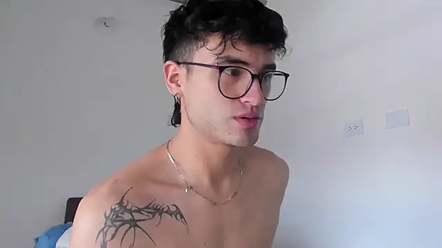 charlie dicker online show from January 18, 5:17 pm