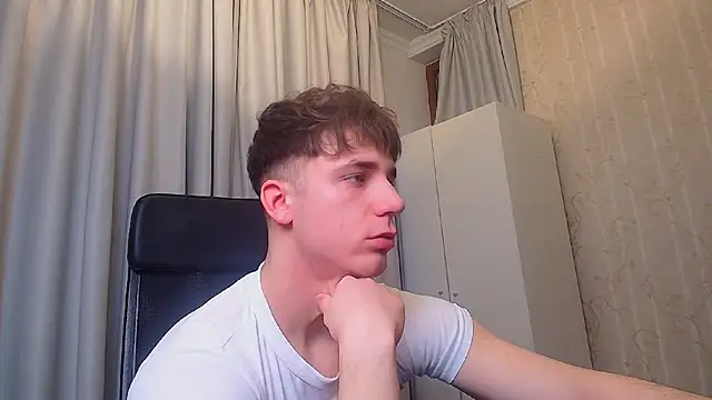 KellenWest online show from February 21, 5:19 am