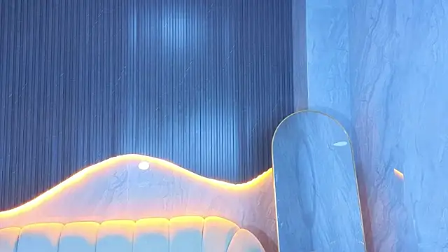 Tifany Tx online show from February 18, 1:07 pm