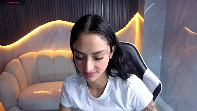 Snapshot of Tifany_Tx chatting on April 27, 12:36 pm Tifany Tx online show from April 27, 12:36 pm