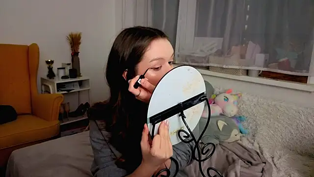 Snapshot of my_liss chatting on December 23, 2:42 am my liss online show from December 23, 2:42 am