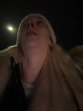 Snapshot of Melina_Diamond chatting on February 2, 8:29 pm Melina Diamond online show from February 2, 8:29 pm