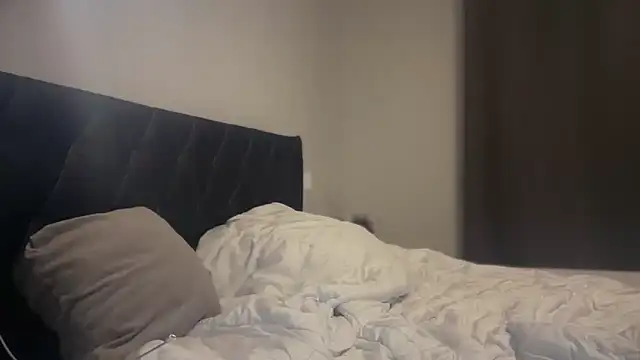 Snapshot of Melina_Diamond chatting on March 16, 10:36 pm Melina Diamond online show from March 16, 10:36 pm