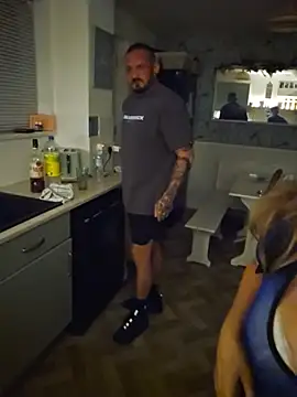 downndirty84 online show from June 18, 2:34 am