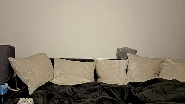 jessica burnxxx online show from December 16, 4:34 pm