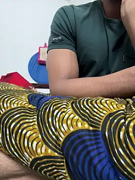 Snapshot of hot_gym_b0y chatting on February 13, 9:22 pm hot gym b0y online show from February 13, 9:22 pm