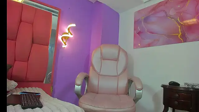 partyts online show from February 6, 9:07 pm