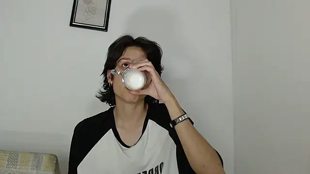 cirosky elchicopolla online show from March 11, 3:45 am