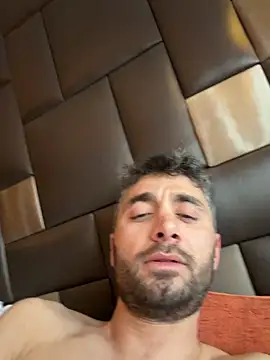 Josedmrx online show from March 31, 5:46 pm