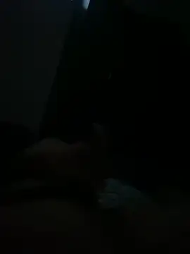 Snapshot of Kevinblesdd chatting on December 20, 12:18 am Kevinblesdd online show from December 20, 12:18 am