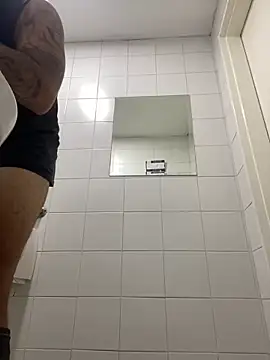 Snapshot of Kevinblesdd chatting on March 1, 9:11 am Kevinblesdd online show from March 1, 9:11 am