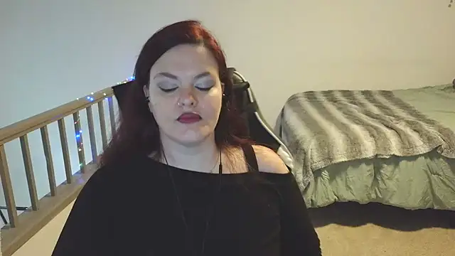 Snapshot of VixieVanderbilt chatting on January 14, 5:29 pm VixieVanderbilt online show from January 14, 5:29 pm