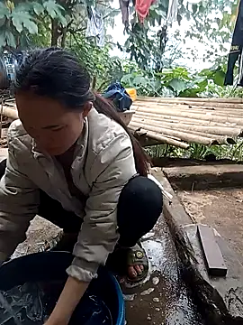 Girl cutee online show from January 9, 2:14 am