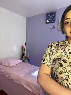 Snapshot of Amyy_1 chatting on March 20, 8:25 pm Amyy 1 online show from March 20, 8:25 pm