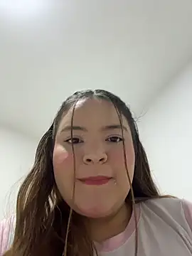 Snapshot of melanie_hh1 chatting on December 20, 5:47 am melanie hh1 online show from December 20, 5:47 am