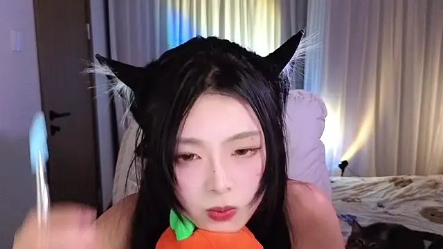 Koikoi    online show from February 12, 4:02 pm