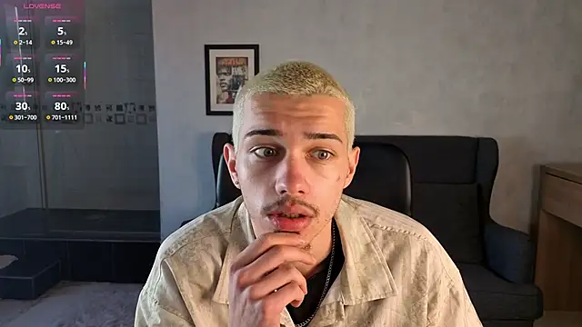 KaydenDrew online show from May 16, 4:42 am