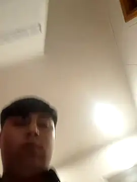 Snapshot of lucas1890 chatting on December 16, 9:14 am lucas1890 online show from December 16, 9:14 am