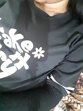 tanu68979 online show from February 10, 10:47 pm