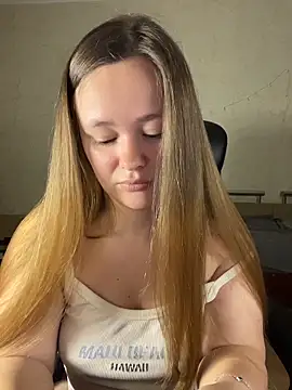 CaramelleSugarr online show from May 14, 5:20 pm