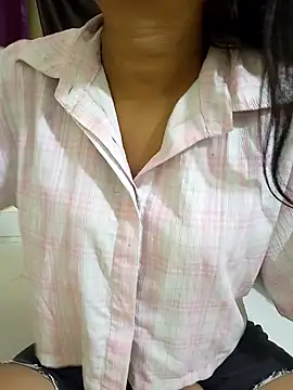 Geeta rani79 online show from March 25, 10:21 am