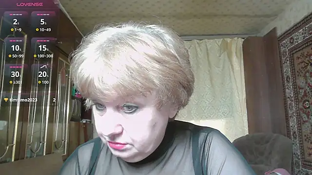 Casey peach online show from April 2, 4:54 am